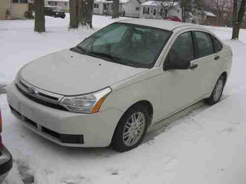 2009 Ford Focus SE Sedan 4-Door 2.0L, image 13