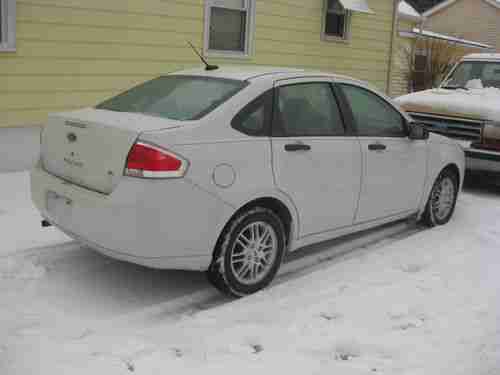 2009 Ford Focus SE Sedan 4-Door 2.0L, image 15