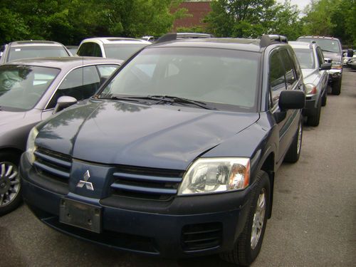 2004 mitsubishi endeavor it has body damage