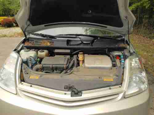 2005 Toyota Prius Base Hatchback 4-DR 1.5L~NAVIGATION~BLUETOOTH~1 OWNER~NO RESER, image 9