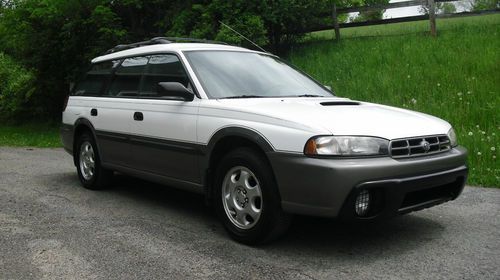 1997 subaru legacy outback wagon 4-door 2.5l