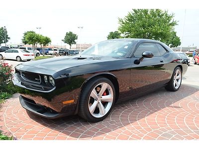 2010 dodge challenger srt8 hemi, nav, 6 spd, heated seats, moonroof, 10k miles!!