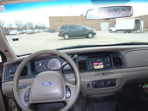2003 Ford Crown Victoria Police Interceptor, image 8
