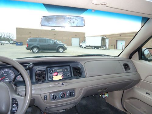 2003 Ford Crown Victoria Police Interceptor, image 9