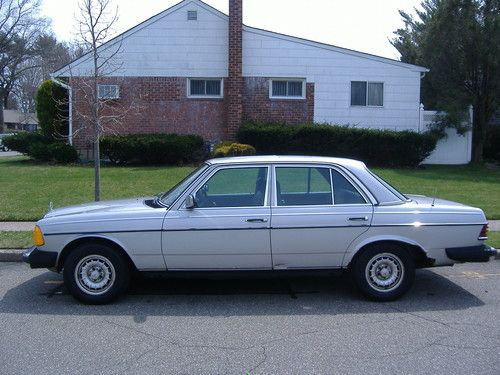 RARE 300TD 300CD 300D RUNS ON WASTE VEGETABLE OIL/DIESEL !!$4950 DELIVERED, US $4,500.00, image 3