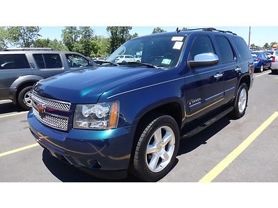 No reserve very clean low mileage all power third row nav tv/dvd alloy leather
