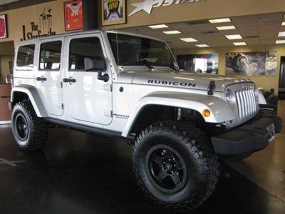 2012 jeep wrangler unlimited rubicon automatic 4x4 color matched top immaculate