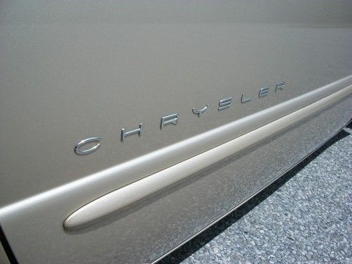 2000 Chrysler Concorde - ESTATE CAR - 11,557 Original Miles, image 9