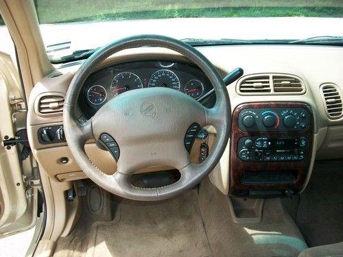 2000 Chrysler Concorde - ESTATE CAR - 11,557 Original Miles, image 10