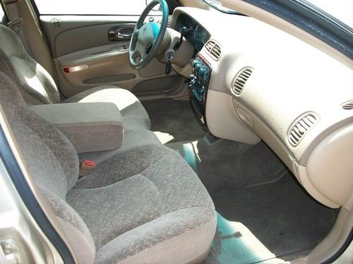 2000 Chrysler Concorde - ESTATE CAR - 11,557 Original Miles, image 12