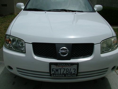 2005 nissan sentra special edition only 41k. mint condition. just servicedd