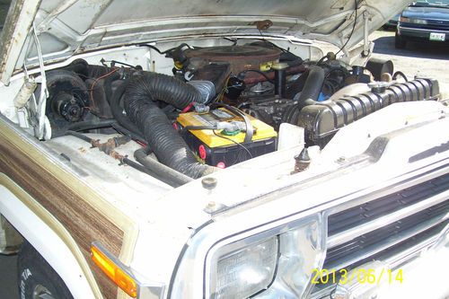 1987 Jeep Grand Wagoneer Base Sport Utility 4-Door 5.9L, image 6
