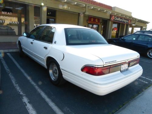 1995 mercury grand marquis ls 4-door sedan one owner white fully loaded 151,646