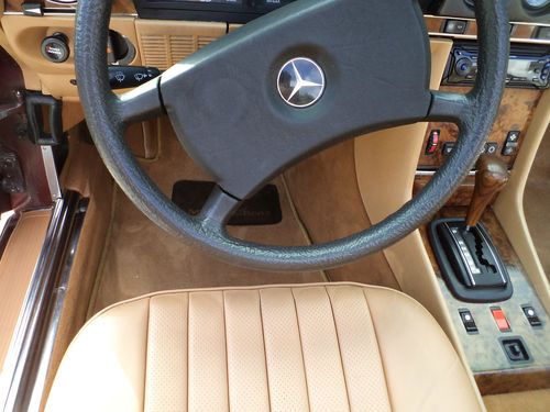 1985 Mercedes Benz 380 SL Roadster, image 10