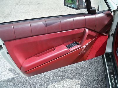 1988 CADILLAC ALLANTE,49K MILES,PEARL WHITE,BOTH TOPS,1 OWNER CAR, NO RESERVE!, image 47
