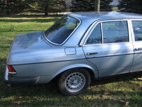 1984 Mercedes Benz 300D turbo diesel automatic W123 silver, US $3,800.00, image 5
