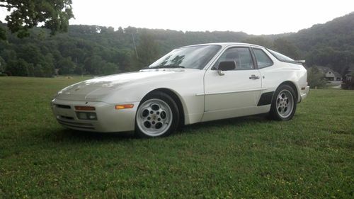 1986 Porsche 944 Turbo, Pearl White, Low Miles, Excellent, 100% Stock, US $9,700.00, image 2