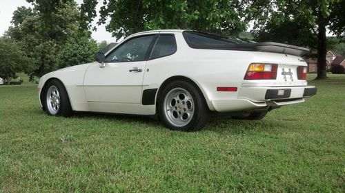 1986 Porsche 944 Turbo, Pearl White, Low Miles, Excellent, 100% Stock, US $9,700.00, image 3