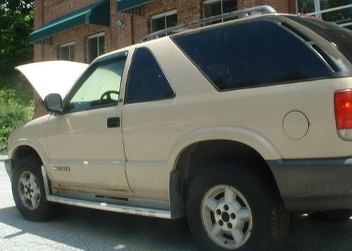 Chevy Blazer 2 door SUBN Work Vehical. High miles. Runs good, US $1,500.00, image 2