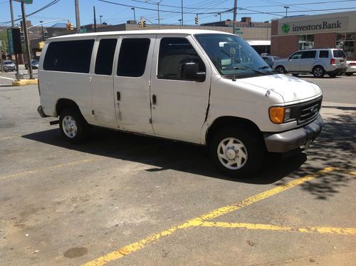 2005 ford e350 xl super duty 8 passengers van  white - new transmition