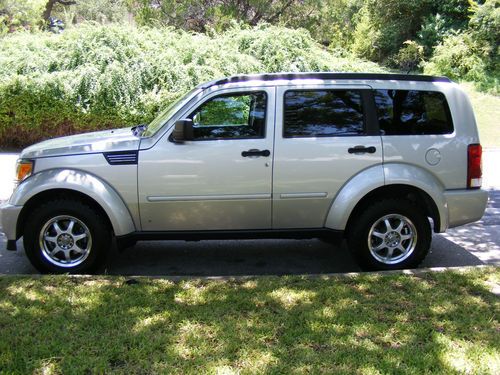 2007 dodge nitro slt sport utility 4-door 3.7l