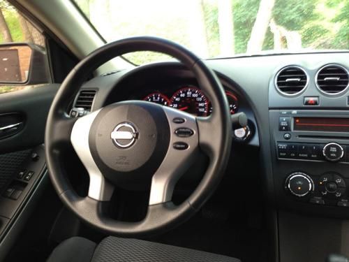 2009 nissan altima 2.5s coupe black tinted windows and lights - $9750 arlington