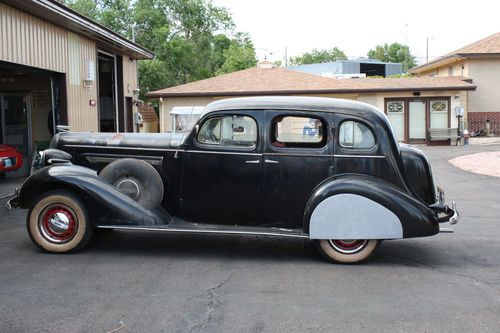 1936 buick century 4 door with sidemounts