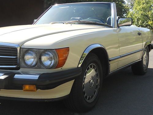 Make an offer--87 mb 560sl roadster-pristine condition, meticulously maintained