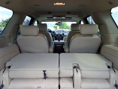 Premium 6.2L NAV AWD Trip Computer Power Door Locks Power Windows Heated Seat(s), image 5