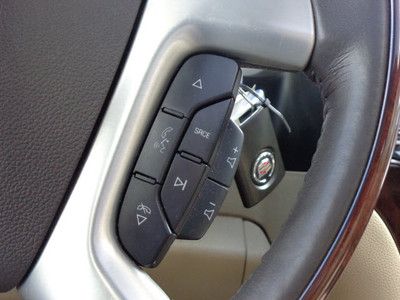 Premium 6.2L NAV AWD Trip Computer Power Door Locks Power Windows Heated Seat(s), image 17