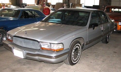 1992 buick roadmaster limited executive sedan 4-door 5.7l