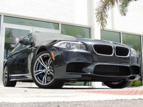 Garage kept florida bmw m5 sedan executive pkg 20 wheels 1k miles