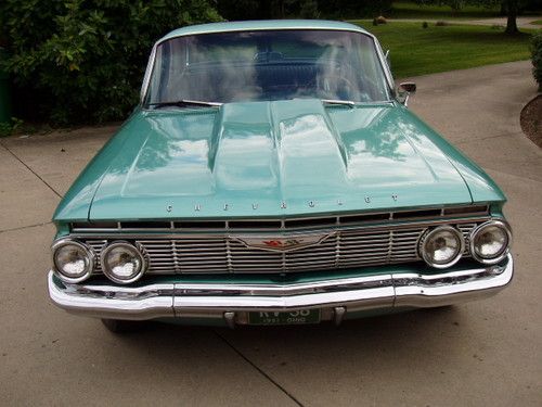 1961 chevrolet bel air base hardtop 2-door 5.7l