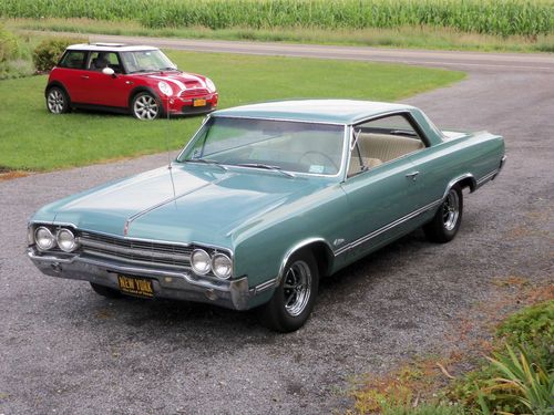 1965 oldsmobile cutlass 2 door holiday coupe