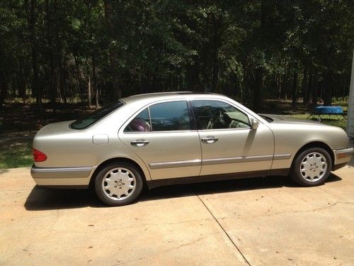 1997 mercedes-benz e300 base sedan 4-door 3.0l