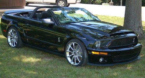 2008 ford mustang shelby gt500 convertible less than 350 miles!!! look!!!