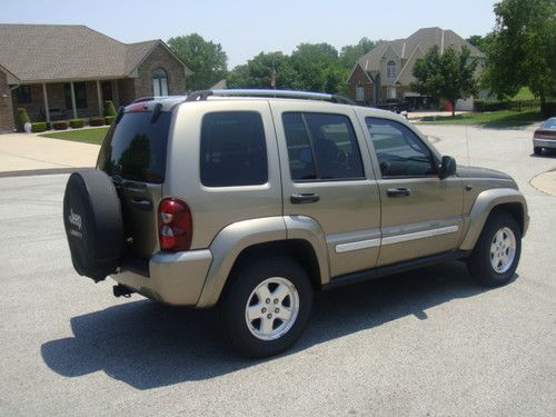 2005 Jeep Liberty Limited 56k (very rare CRD Diesel), US $14,995.00, image 5