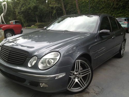 2006 mercedes benz e500 heat/cool seats, mp3, nav, panorama roof, every option