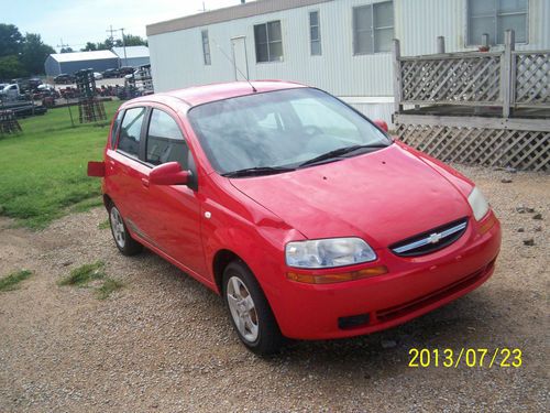 2005 chevrolet aveo ls hatchback 4-door 1.6l