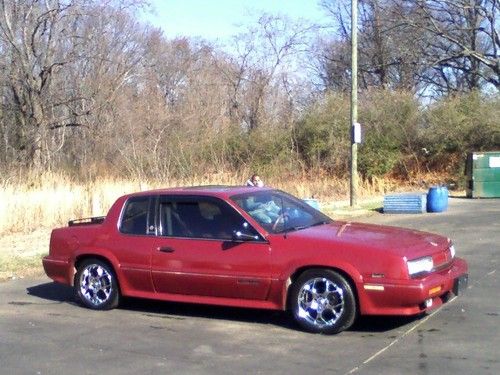 1989 oldsmobile cutlass calais international coupe 2-door 2.3l