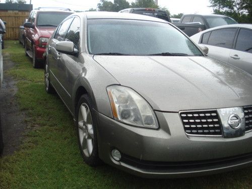 2006 nissan maxima se sedan 4-door 3.5l