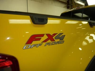 FX4 Truck 5.4L CD 4 Speakers AM/FM radio AM/FM Stereo/Clock/CD Air Conditioning, image 17