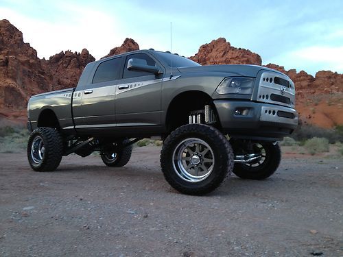 2012 lifted dodge 2500 laramie mega cab