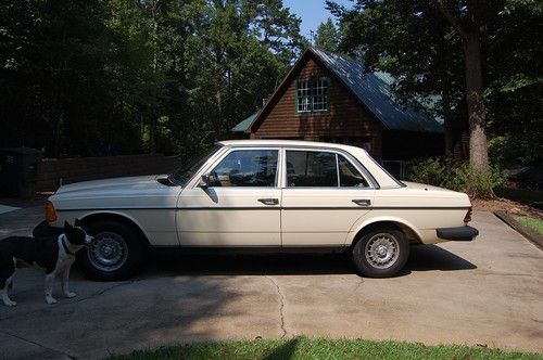 1985 Mercedes-Benz 300D Base Sedan 4-Door 3.0L, US $7,500.00, image 4