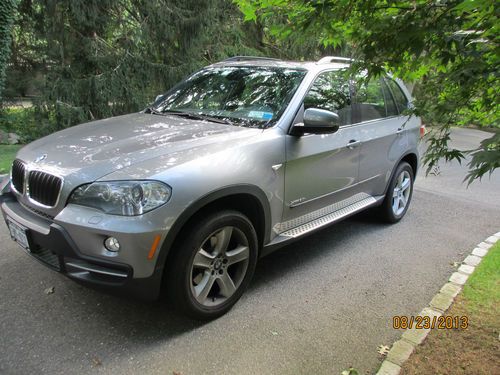 2009 bmw x5 space grey/black   43,000 miles