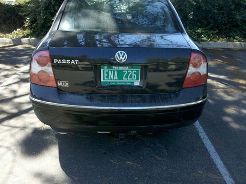 2004 volkswagen passat gl sedan 4-door 1.8l