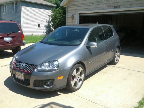 2007 volkswagen gti base hatchback 2-door 2.0l - autobahn pkg.  needs mech work.