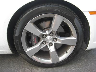 Garage kept Warranty Low miles Convertible Smoke free Excellent condition, image 5