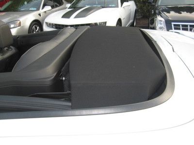 Garage kept Warranty Low miles Convertible Smoke free Excellent condition, image 17