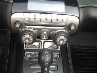 Garage kept Warranty Low miles Convertible Smoke free Excellent condition, image 26